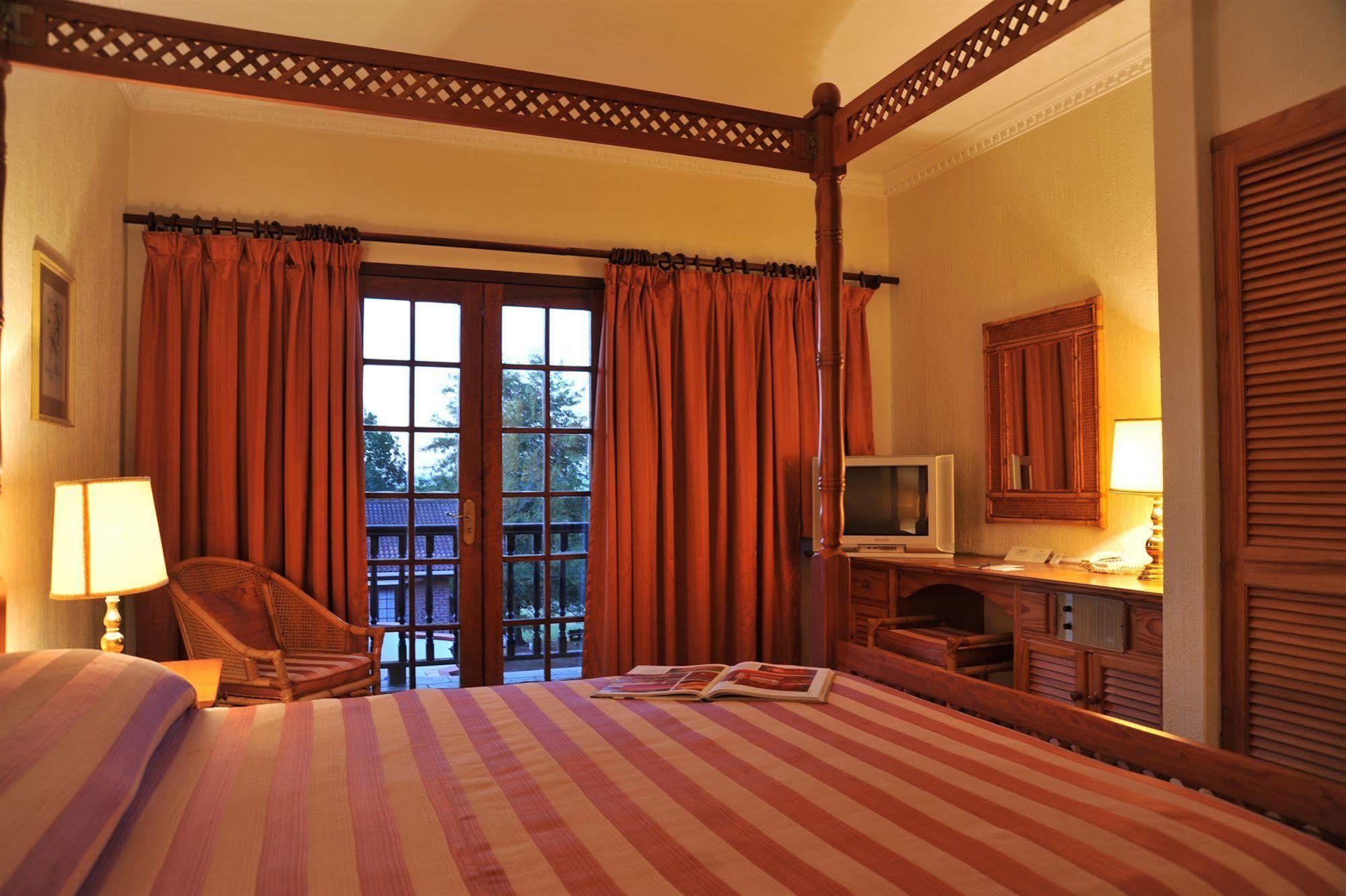 Wartburger Hof Hotel Midlands מראה חיצוני תמונה